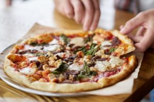 учёные объявили пиццу здоровой едой - фото
