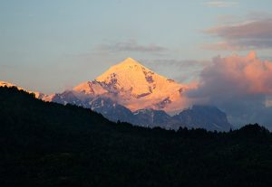 В горах Грузии погибли две туристки из Беларуси - фото